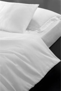 Luksuzna hotelska posteljina, saten damast 300TC